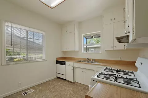 3134 N Sutter, Stockton, CA 95204 photo 3