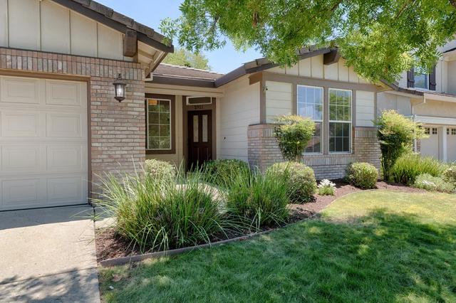 2921 Fox Hill Dr, Rocklin, CA 95765