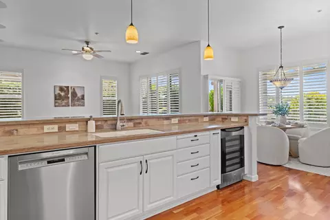 Kitchen - 3752 Coldwater Dr, Rocklin, CA 95765 photo 6 of 7