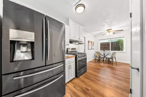 Kitchen - 5528 Hesper Way, Carmichael, CA 95608 photo 4 of 5