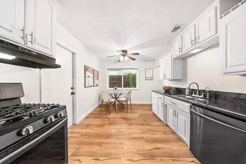 Kitchen - 5528 Hesper Way, Carmichael, CA 95608 photo 5 of 5