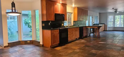 13015 Lee Ln, Nevada City, CA 95959