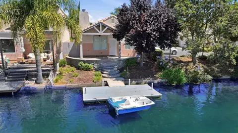 9189 E Laguna Way, Elk Grove, CA 95758