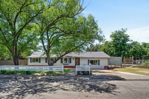 8570 Strong Ave, Orangevale, CA 95662
