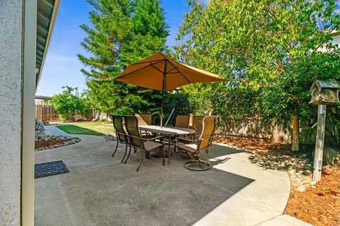 Exterior - 588 Bob Way, Ripon, CA 95366 photo 2 of 4