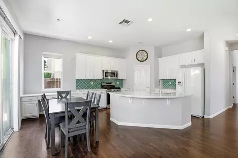 Kitchen - 588 Bob Way, Ripon, CA 95366 photo 1 of 5