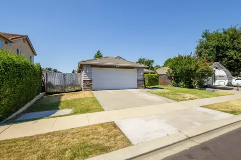 1919 Cork Oak Ln, Manteca, CA 95336