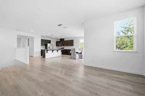 Living - 648 Edgewood Loop, Angels Camp, CA 95222 photo 3 of 4