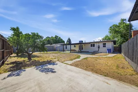 Exterior - 1806 Teresa St, Modesto, CA 95350 photo 2 of 4