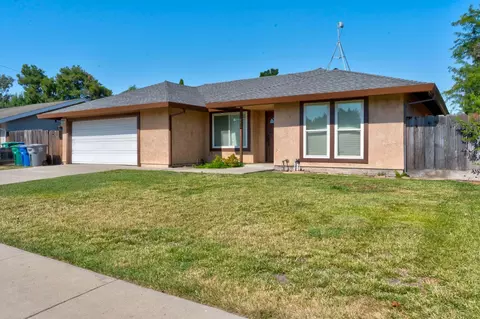 850 Golden Gate Ave, Dos Palos, CA 93620