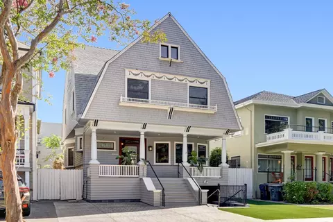 2526 Capitol Ave, Sacramento, CA 95816