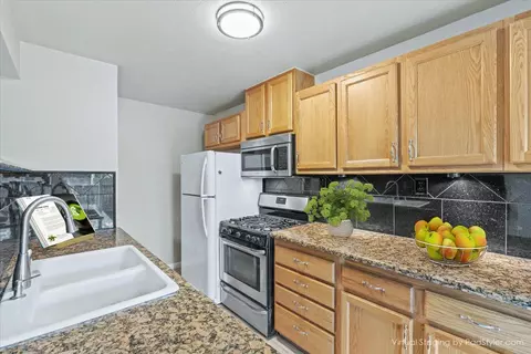 4706 Greenholme Dr #2, Sacramento, CA 95842