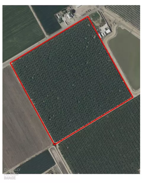1660 Fruit Ave, Patterson, CA 95363