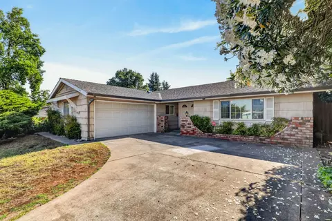 4864 Papaya Dr, Fair Oaks, CA 95628