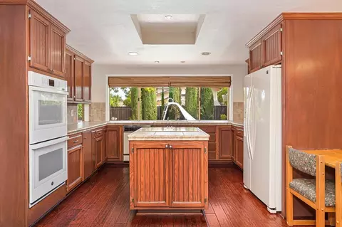 Kitchen - 7121 Willey Way, Carmichael, CA 95608 photo 2 of 6