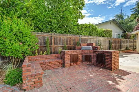 Exterior - 7121 Willey Way, Carmichael, CA 95608 photo 8 of 11
