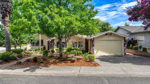 Exterior - 7121 Willey Way, Carmichael, CA 95608 photo 3 of 11