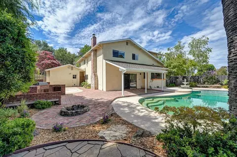 Exterior - 7121 Willey Way, Carmichael, CA 95608 photo 11 of 11