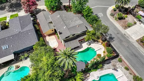 View/Area - 7121 Willey Way, Carmichael, CA 95608 photo 4 of 8
