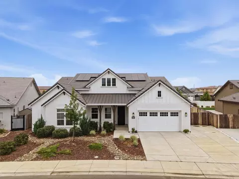 Exterior - 253 Manhattan St, Manteca, CA 95337 photo 11 of 11