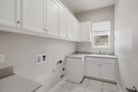 Other - 253 Manhattan St, Manteca, CA 95337 photo 4 of 11