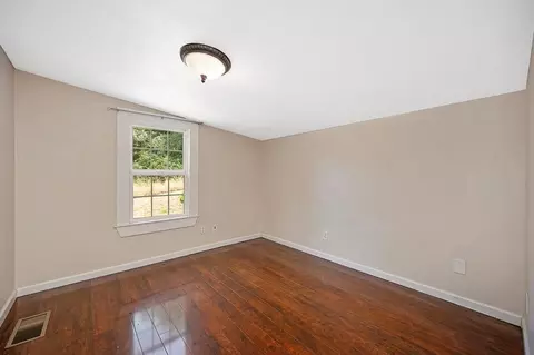 Bedroom - 2475 State Highway 49, Placerville, CA 95667 photo 1 of 8