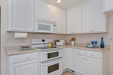 Kitchen - 2475 State Highway 49, Placerville, CA 95667 photo 4 of 4