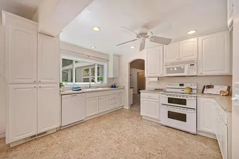 Kitchen - 2475 State Highway 49, Placerville, CA 95667 photo 3 of 4