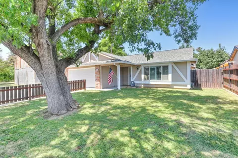 1191 Syracuse Way, Sacramento, CA 95833
