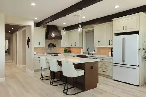 Kitchen - 7613 E Harney Ln, Lodi, CA 95240 photo 2 of 11