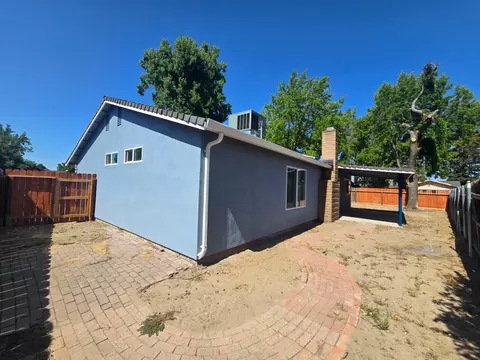 Exterior - 1500 Kirkland Ct, Modesto, CA 95356 photo 8 of 8
