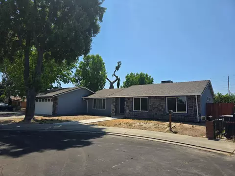 Exterior - 1500 Kirkland Ct, Modesto, CA 95356 photo 2 of 8