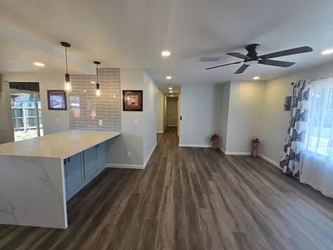Entry Way - 1500 Kirkland Ct, Modesto, CA 95356 photo 5 of 5