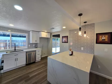 Kitchen - 1500 Kirkland Ct, Modesto, CA 95356 photo 11 of 14