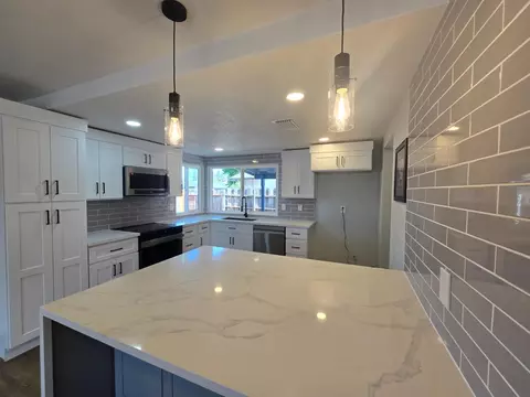 Kitchen - 1500 Kirkland Ct, Modesto, CA 95356 photo 7 of 14