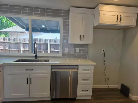 Kitchen - 1500 Kirkland Ct, Modesto, CA 95356 photo 13 of 14