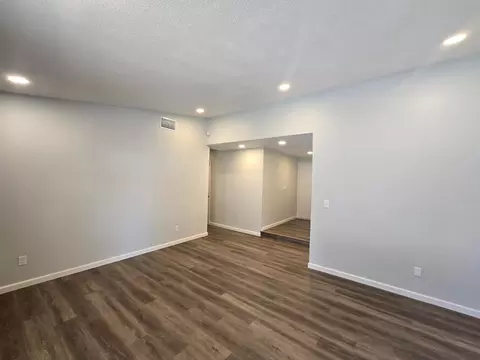 Living - 1500 Kirkland Ct, Modesto, CA 95356 photo 3 of 12