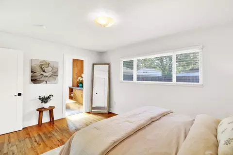 Bedroom - 205 Robin Hood Dr, Modesto, CA 95350 photo 5 of 11