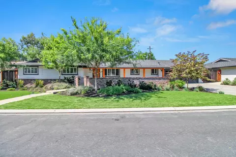 Exterior - 205 Robin Hood Dr, Modesto, CA 95350 photo 6 of 31