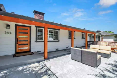 Exterior - 205 Robin Hood Dr, Modesto, CA 95350 photo 13 of 31