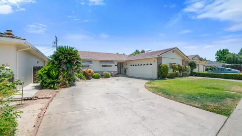 Exterior - 206 Benson Dr, Lodi, CA 95242 photo 7 of 10