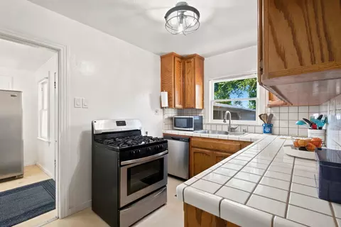 Kitchen - 2266 Mulberry, Sutter, CA 95982 photo 2 of 2