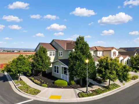 4075 Avalon St, Tracy, CA 95377 photo 8