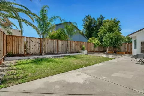 Exterior - 5008 Stonedale Dr, Salida, CA 95368 photo 3 of 4