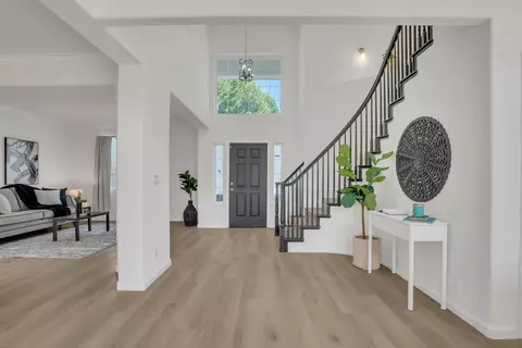 Entry Way - 5008 Stonedale Dr, Salida, CA 95368 photo 2 of 4