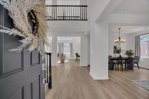 Entry Way - 5008 Stonedale Dr, Salida, CA 95368 photo 1 of 4