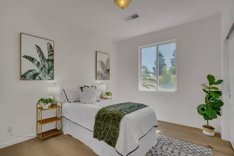 Bedroom - 5008 Stonedale Dr, Salida, CA 95368 photo 2 of 4