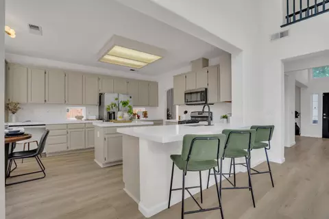 Kitchen - 5008 Stonedale Dr, Salida, CA 95368 photo 1 of 5