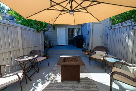 270 W Rumble Rd #C, Modesto, CA 95350