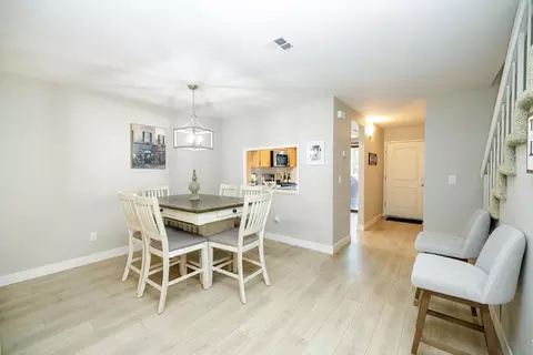 Dining - 270 W Rumble Rd #C, Modesto, CA 95350 photo 3 of 3